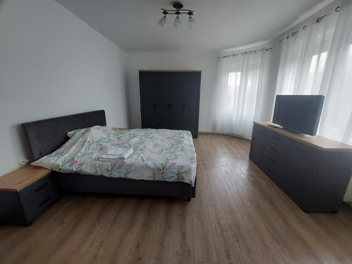 Apartamente Bobo Sîngeorgiu de Mureş المظهر الخارجي الصورة