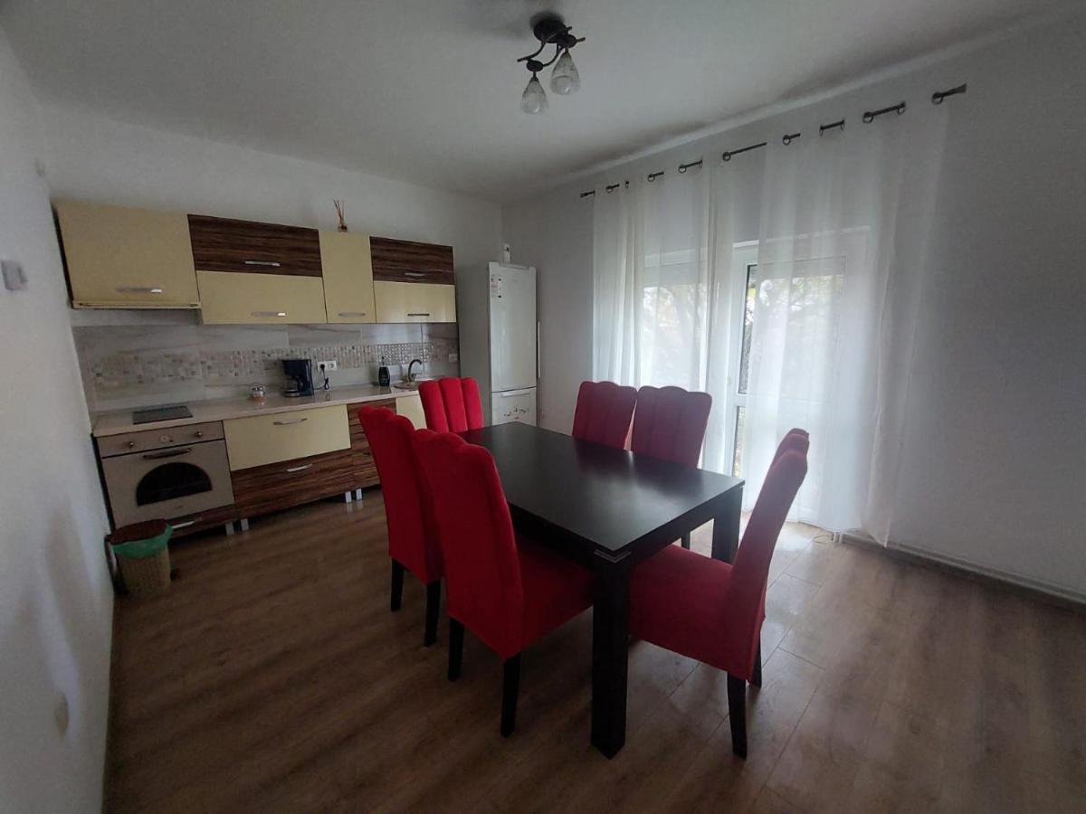 Apartamente Bobo Sîngeorgiu de Mureş المظهر الخارجي الصورة