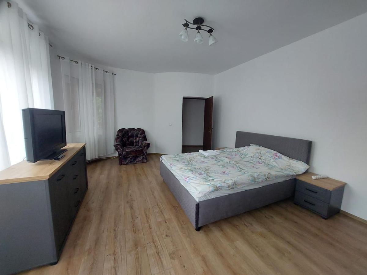 Apartamente Bobo Sîngeorgiu de Mureş المظهر الخارجي الصورة